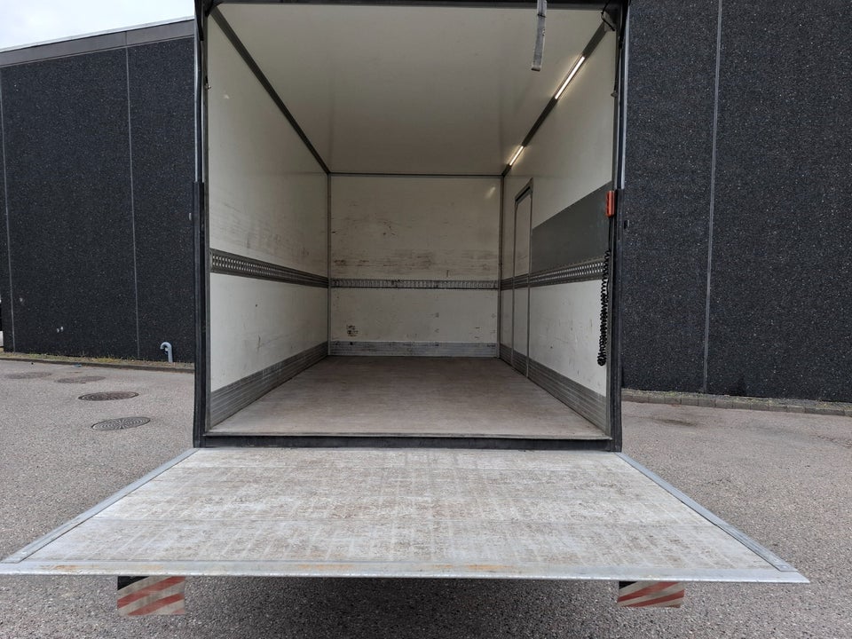 Iveco Daily 2,3 35S16 Alukasse m/lift AG8 2d