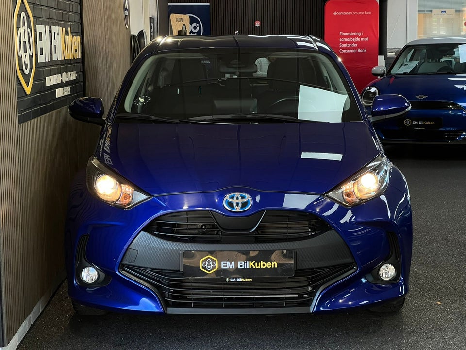 Toyota Yaris 1,5 Hybrid H3 e-CVT 5d