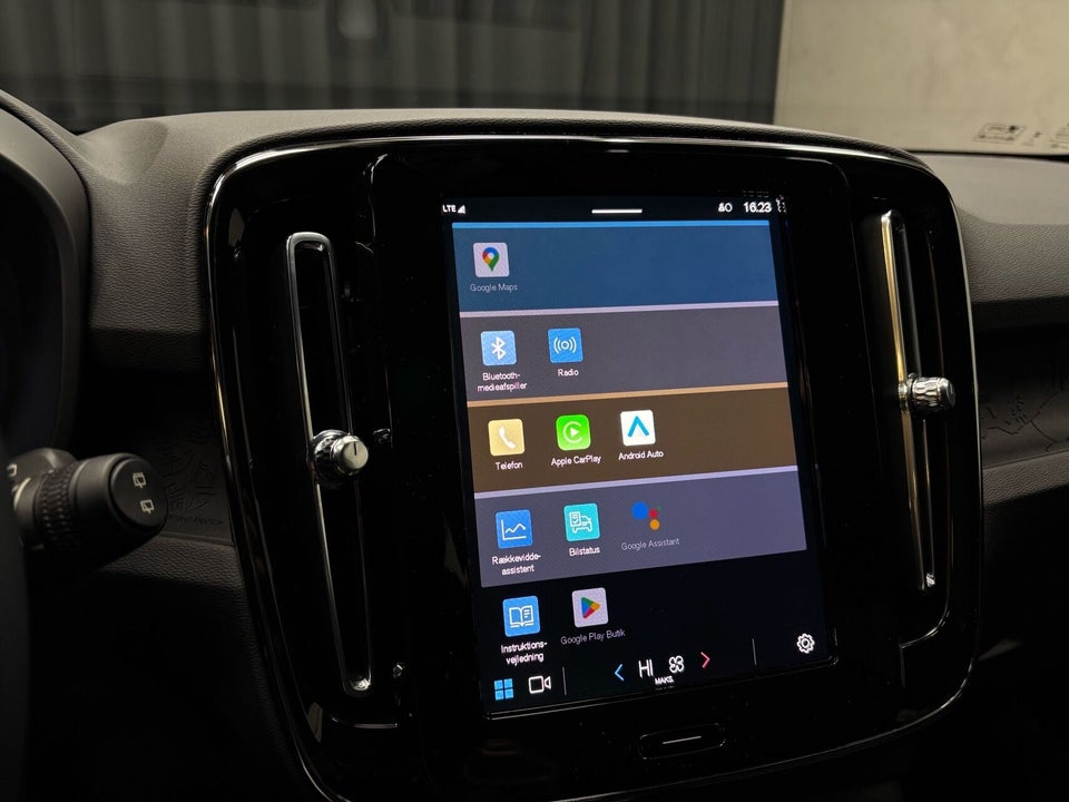 Volvo XC40 P6 ReCharge Core 5d