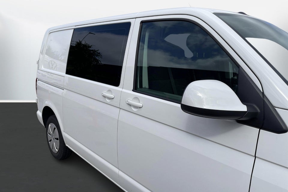 VW Transporter 2,0 TDi 150 Kassevogn DSG kort