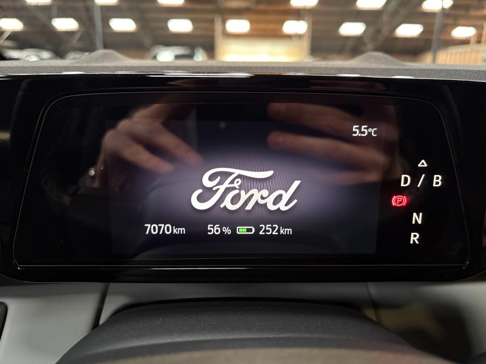 Ford Explorer 77 Premium Extended Range 5d