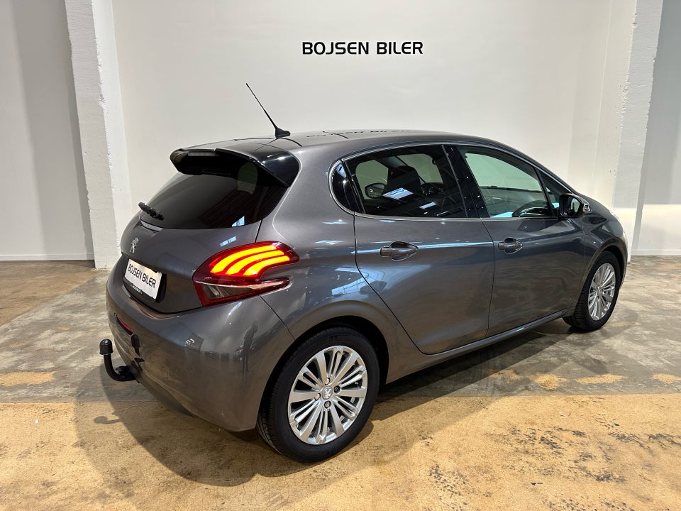 Peugeot 208 1,2 PureTech 82 Allure+ 5d