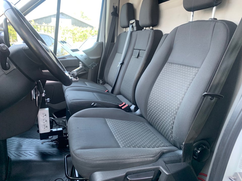 Ford Transit 350 L2 Van 2,0 TDCi 130 Trend H2 FWD