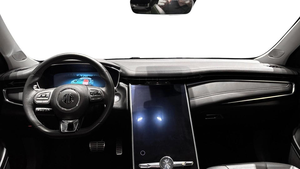 MG Marvel R Performance 5d