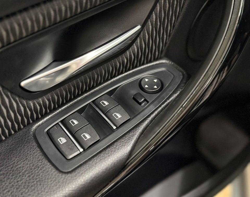 BMW 330e 2,0 aut. 4d