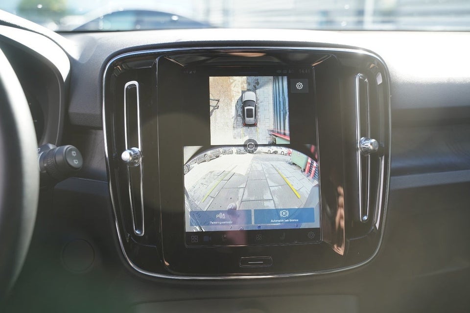 Volvo EX40 Twin Performance Plus 5d