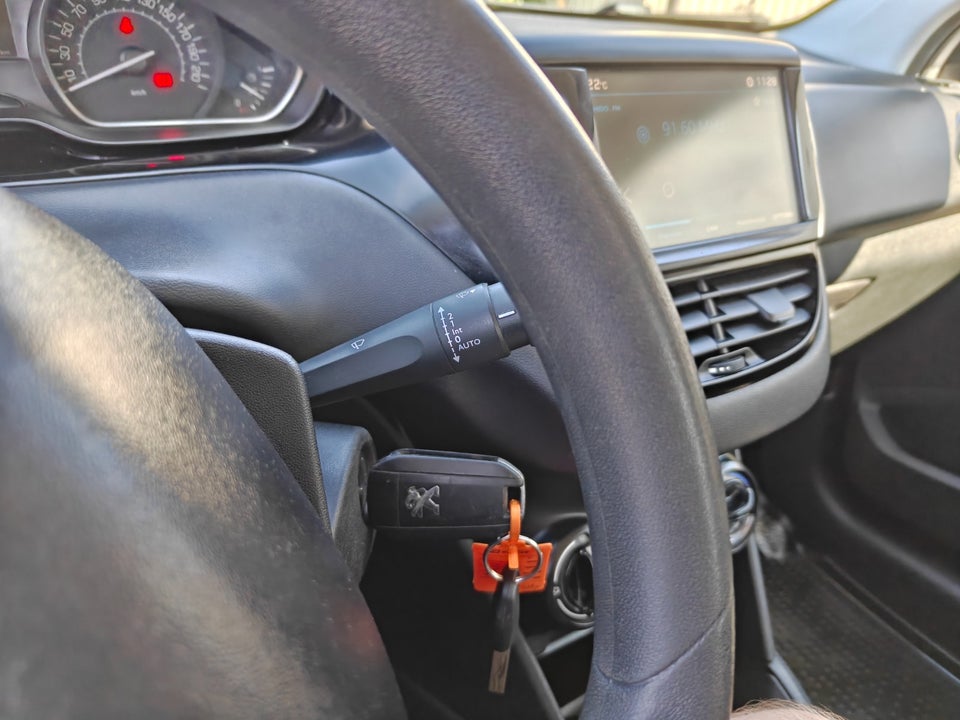 Peugeot 208 1,2 PureTech 82 Active 5d
