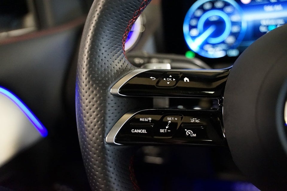 Mercedes EQA250+ AMG Line Van 5d