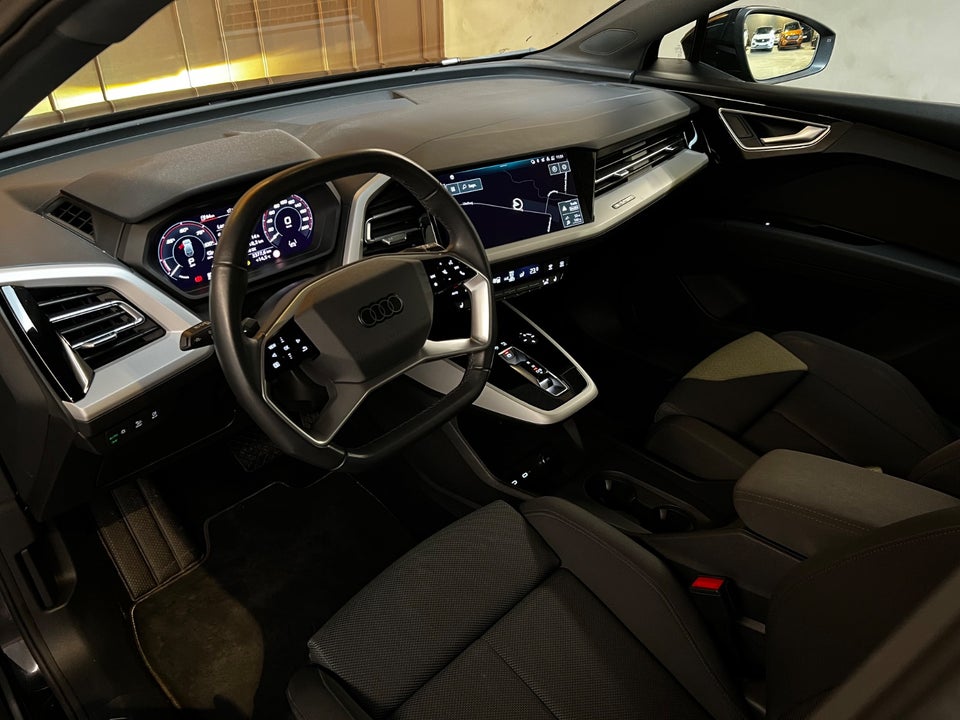 Audi Q4 e-tron 40  5d