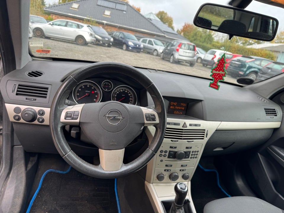 Opel Astra 1,6 16V 115 Limited Wagon 5d