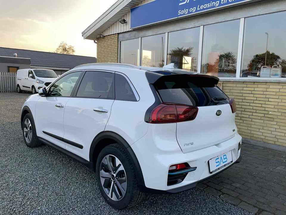 Kia e-Niro 64 Premium 5d