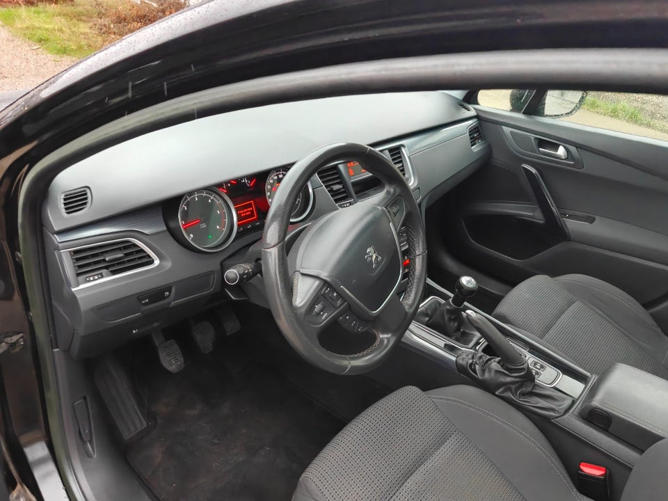 Peugeot 508 1,6 HDi 112 Active SW 5d