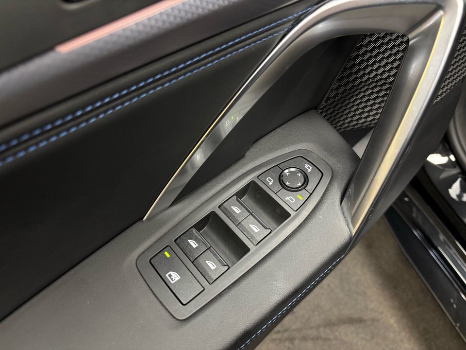 BMW iX2 eDrive20 M-Sport 5d