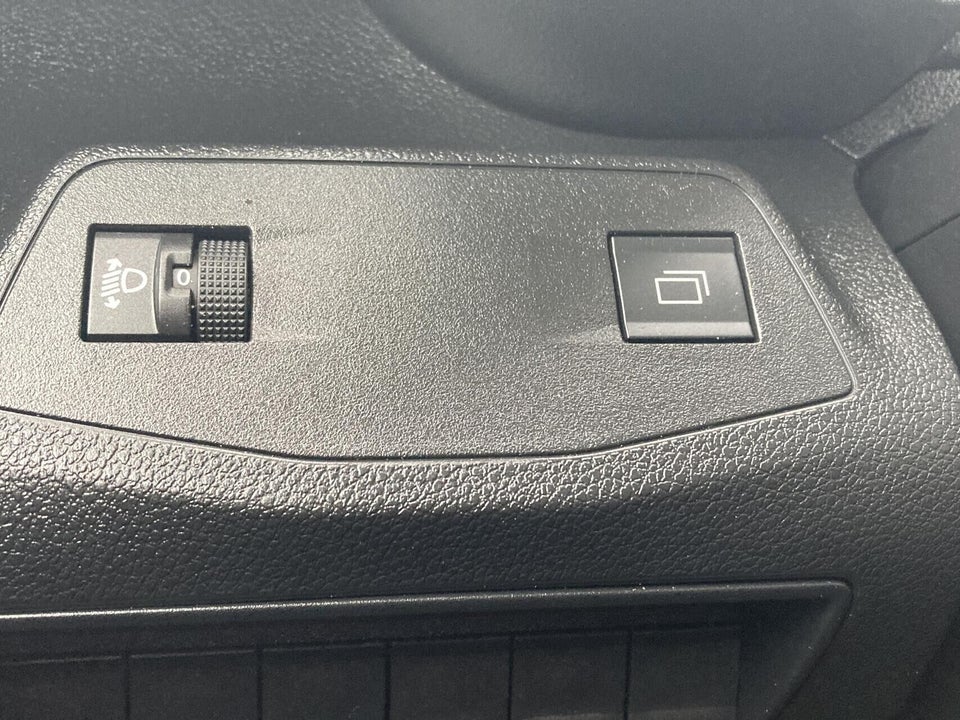 Toyota ProAce City 1,2 T 110 Medium Comfort 5d