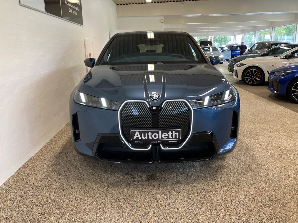 BMW iX xDrive45 M-Sport 5d