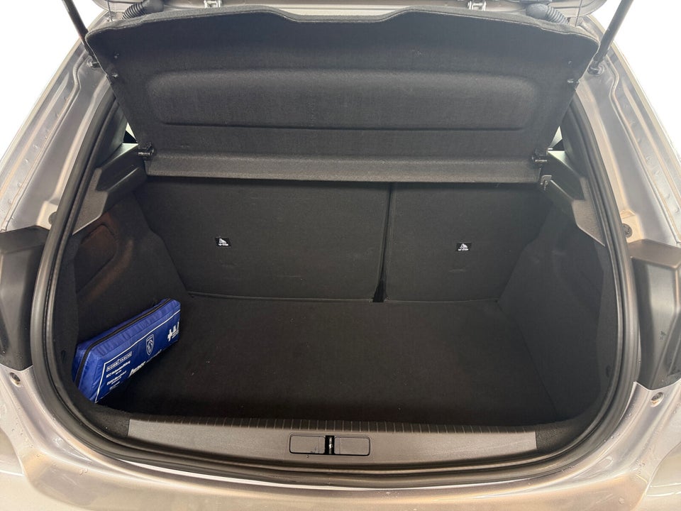 Peugeot e-208 50 Active Pack 5d