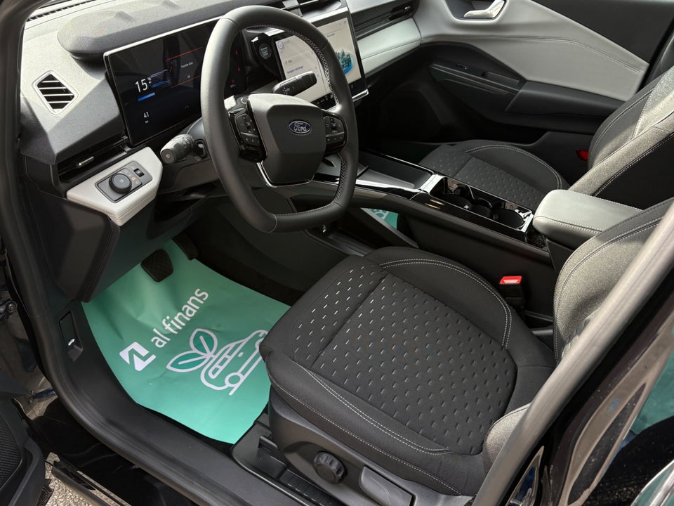 Ford Puma 46 Gen-E Select 5d