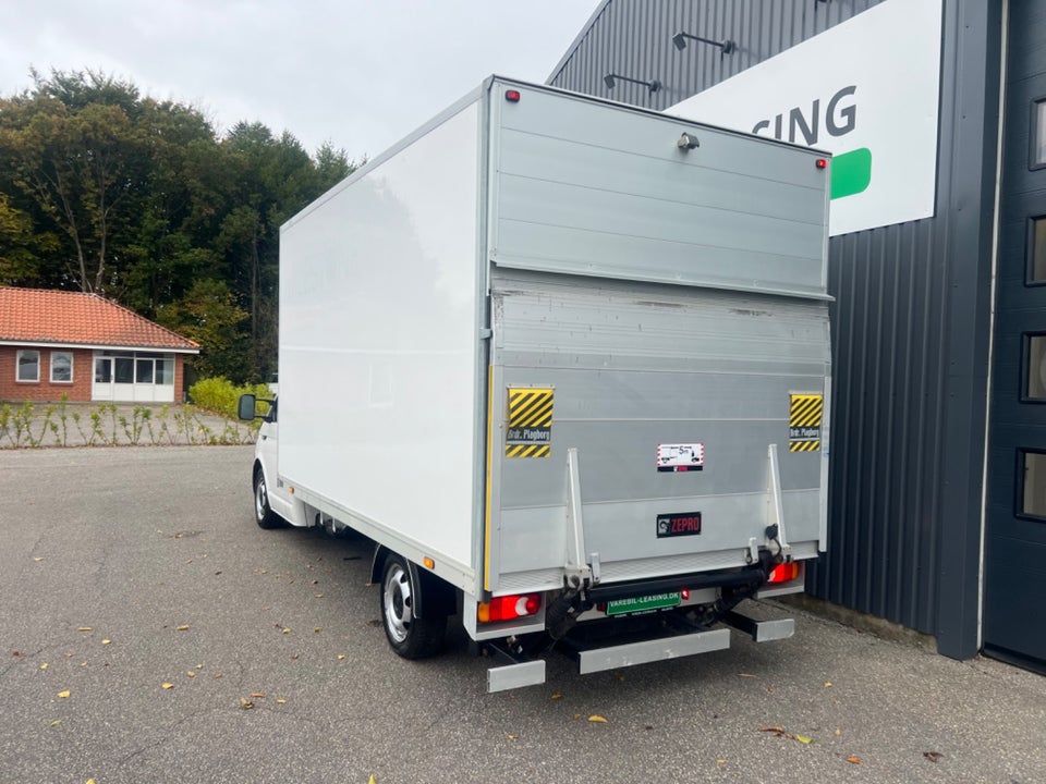 VW Transporter 2,0 TDi 150 Alukasse m/lift 2d