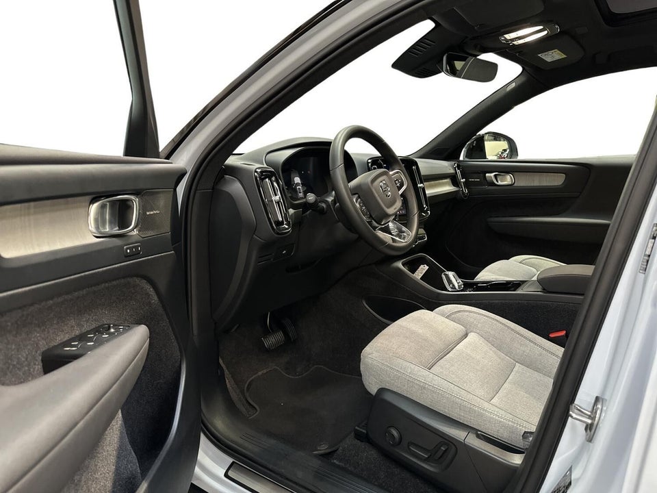 Volvo EX40 Extended Range Ultra 5d