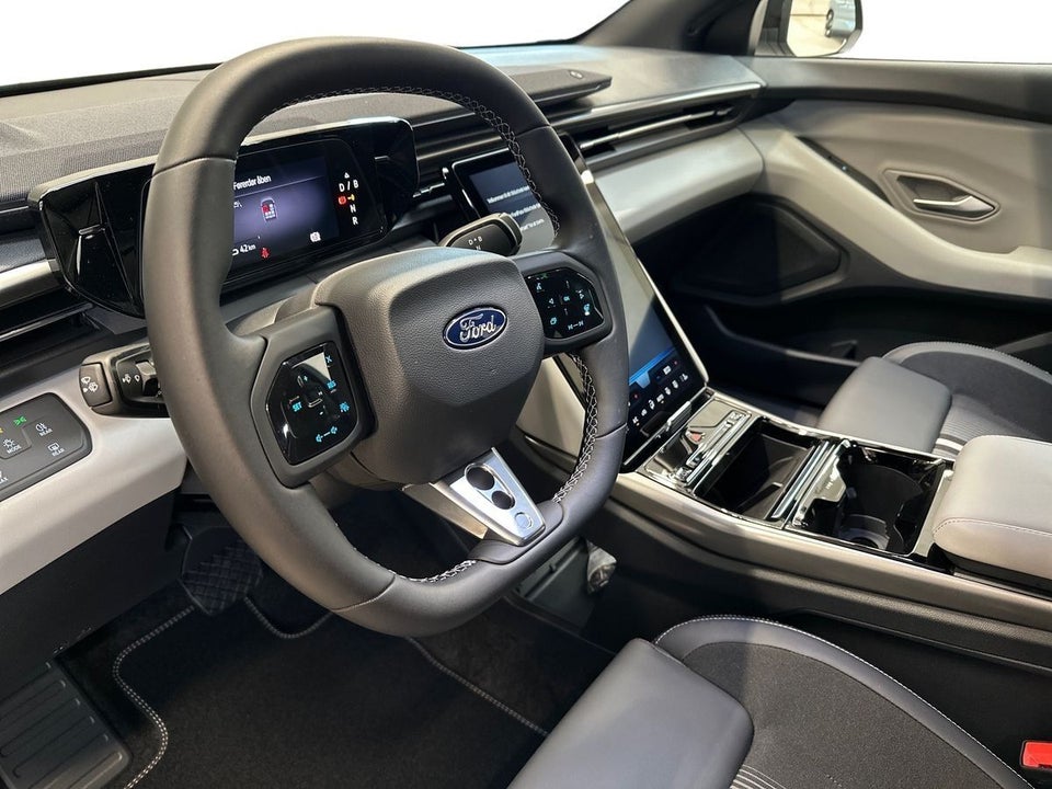 Ford Capri 77 Select Extended Range 5d