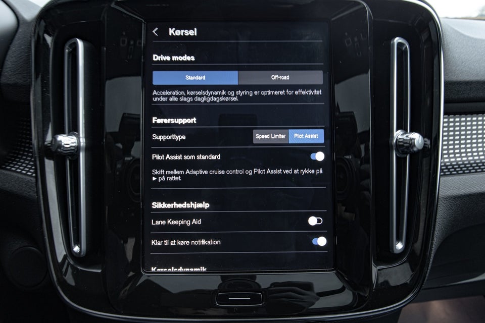 Volvo XC40 P8 ReCharge Twin Pro 5d