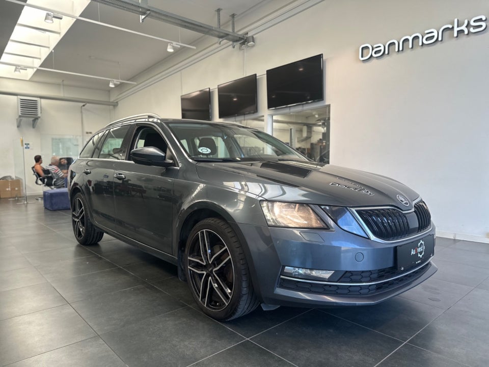 Skoda Octavia 1,6 TDi 115 Style Combi DSG 5d