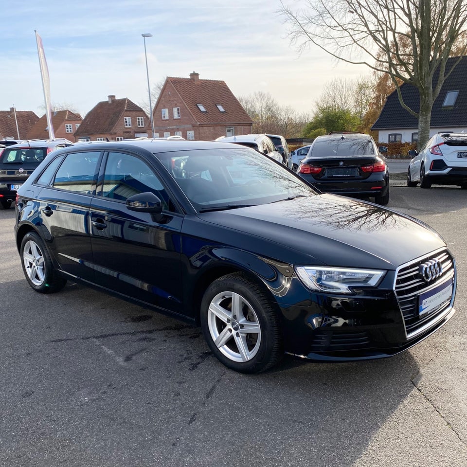 Audi A3 1,0 TFSi 116 Sportback 5d