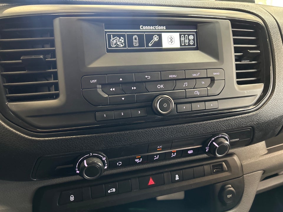 Peugeot e-Expert 50 L2 Plus Van