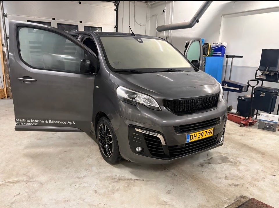 Peugeot Expert 2,0 BlueHDi 177 L2 Ultimate EAT8 Van