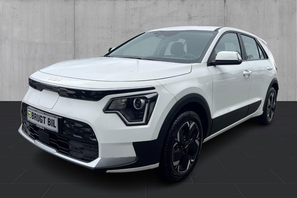 Kia Niro 64 EV Access 5d