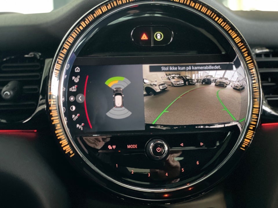 MINI Cooper SE Maximise 3d