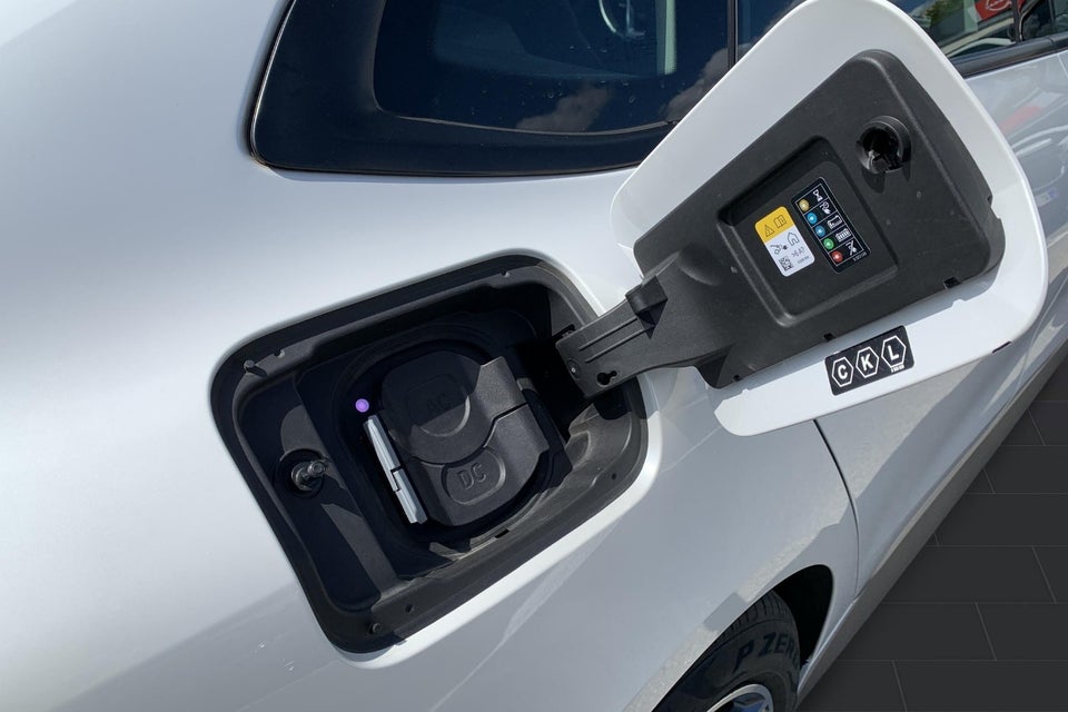 BMW i4 eDrive40 Charged Plus 5d