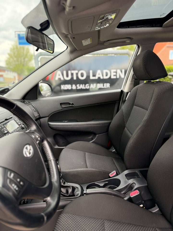 Hyundai i30 1,4 CVVT 109 Classic 5d