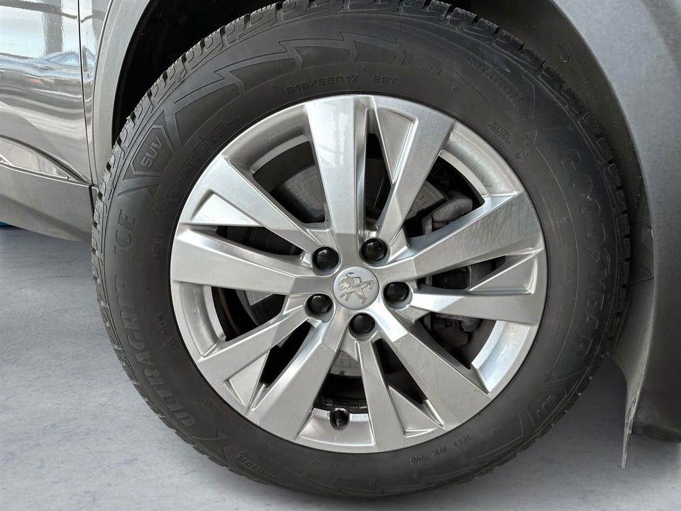 Peugeot 3008 1,6 Hybrid Allure Pack EAT8 5d
