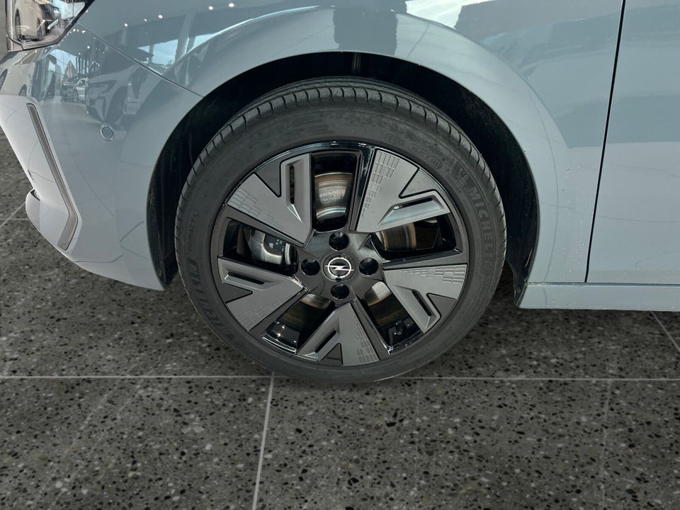 Opel Corsa-e 54 Sport 5d