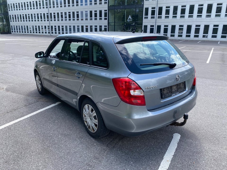 Skoda Fabia 1,6 TDi 90 Elegance Combi 5d