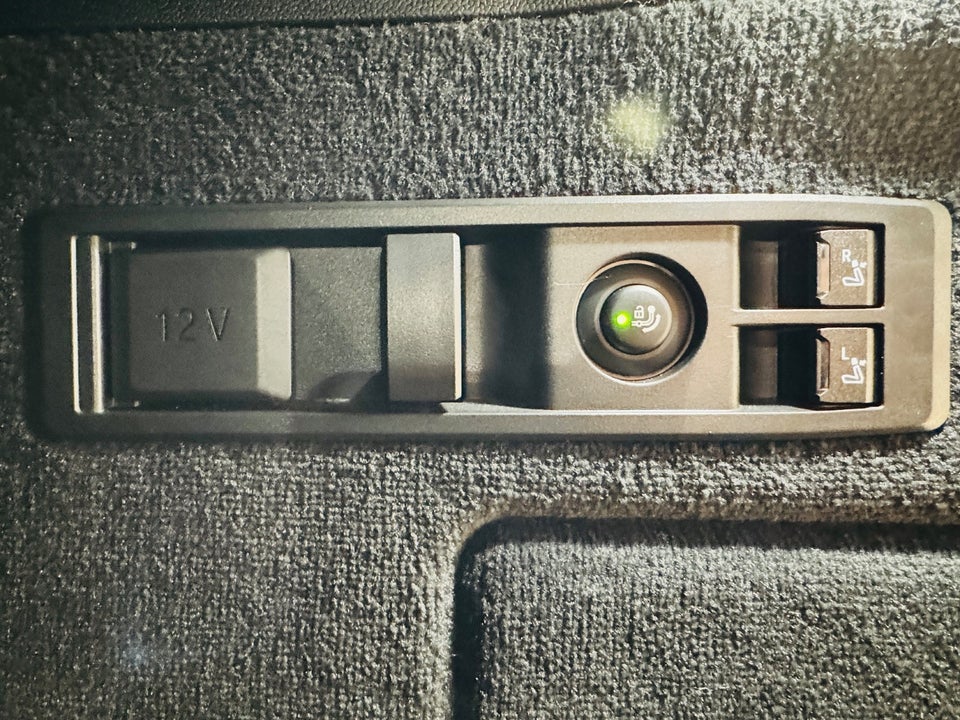 BMW iX xDrive40 Supercharged 5d