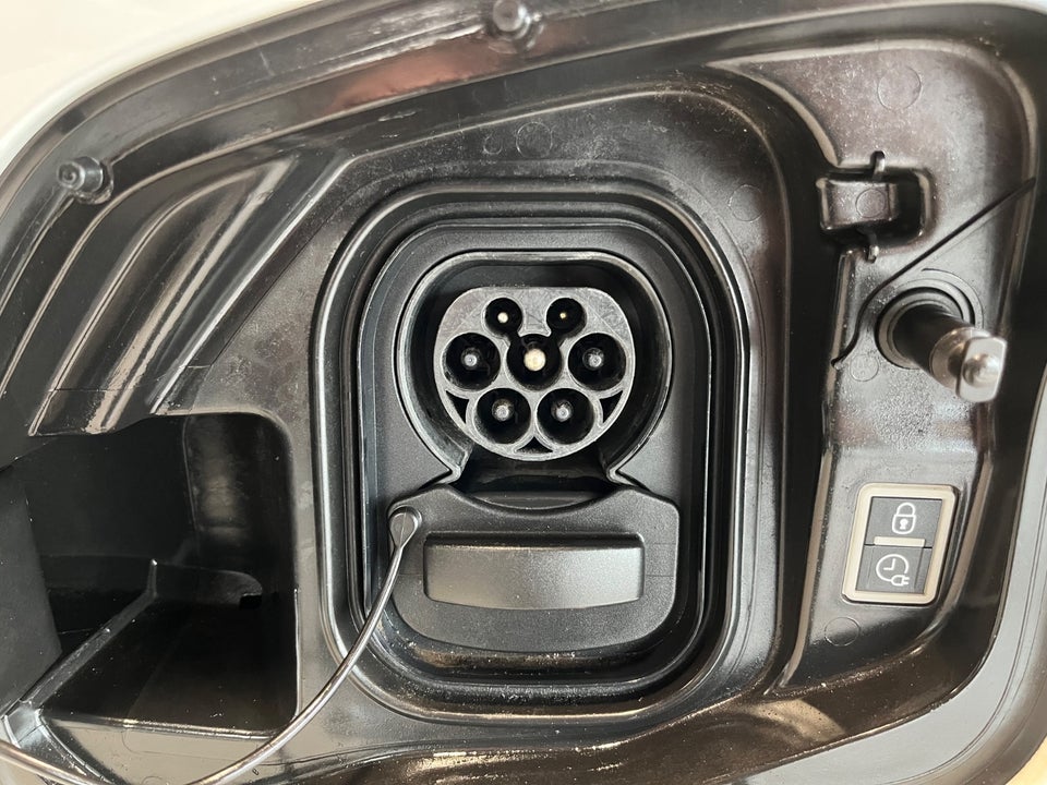 Peugeot e-Expert 50 L2 Premium Van