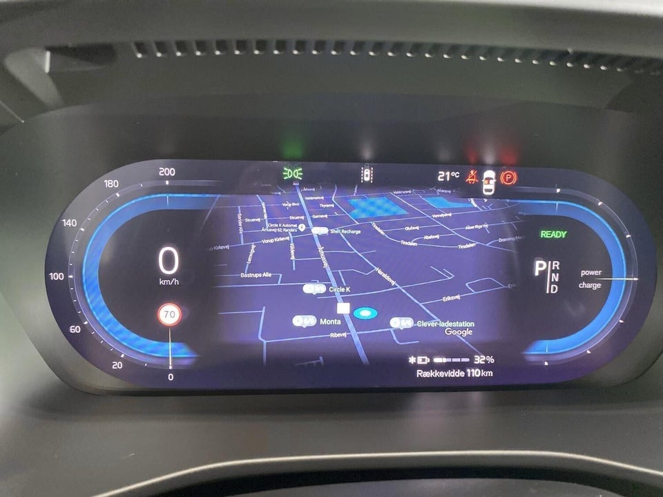 Volvo EX40 Extended Range Plus 5d