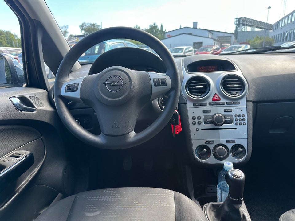 Opel Corsa 1,2 16V Enjoy 5d