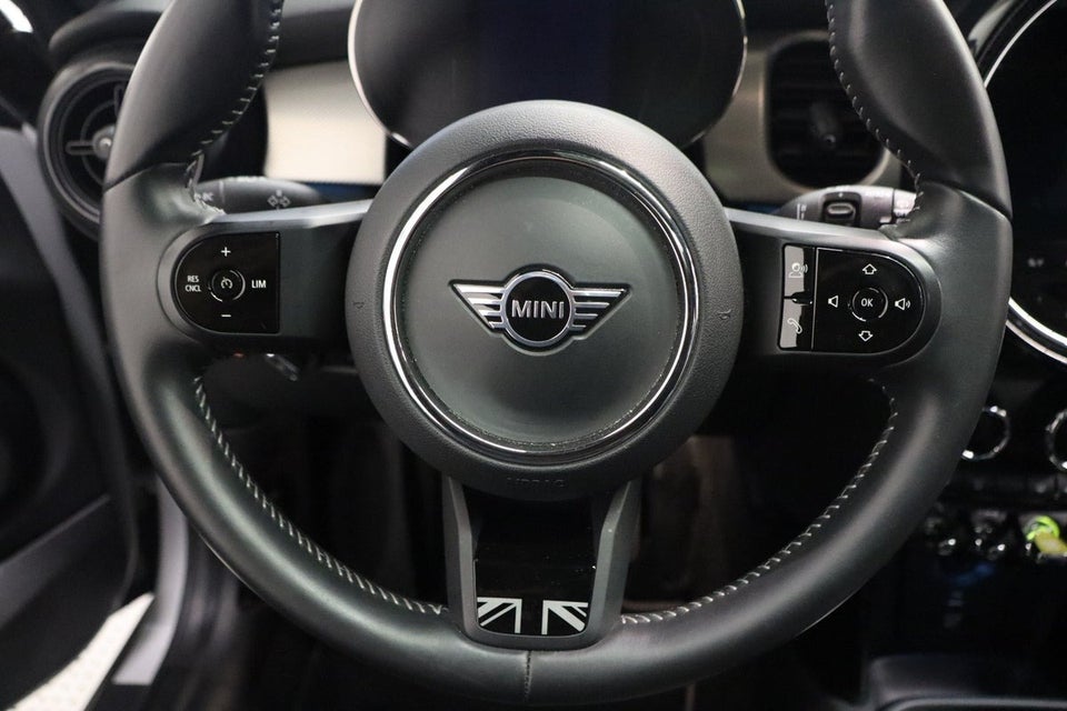 MINI Cooper SE Yours Trim 3d