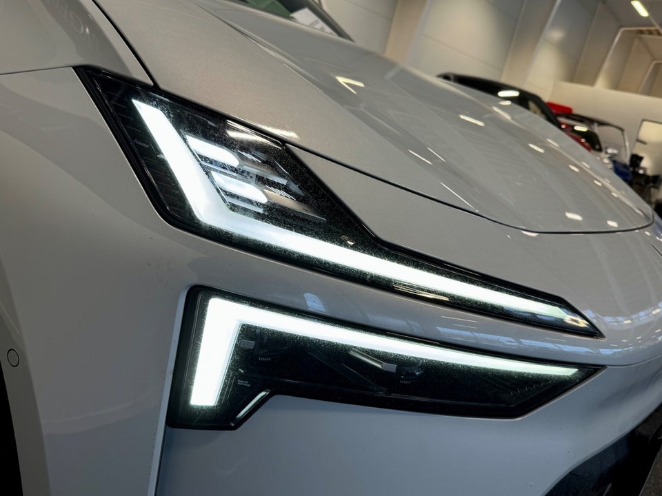 Polestar 4 Long Range Nordic Edition 5d