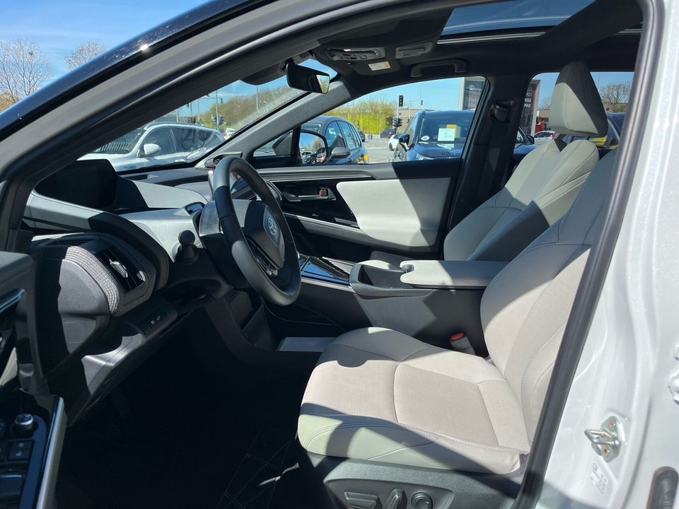 Toyota bZ4X Executive Premium 5d