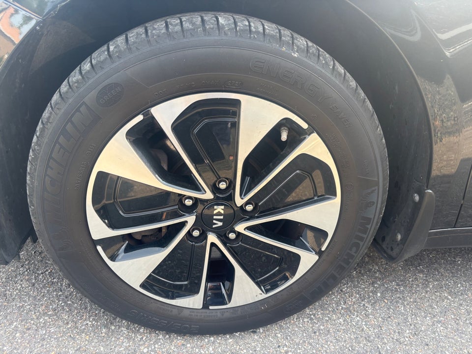 Kia Ceed 1,6 PHEV Advance+ SW DCT 5d
