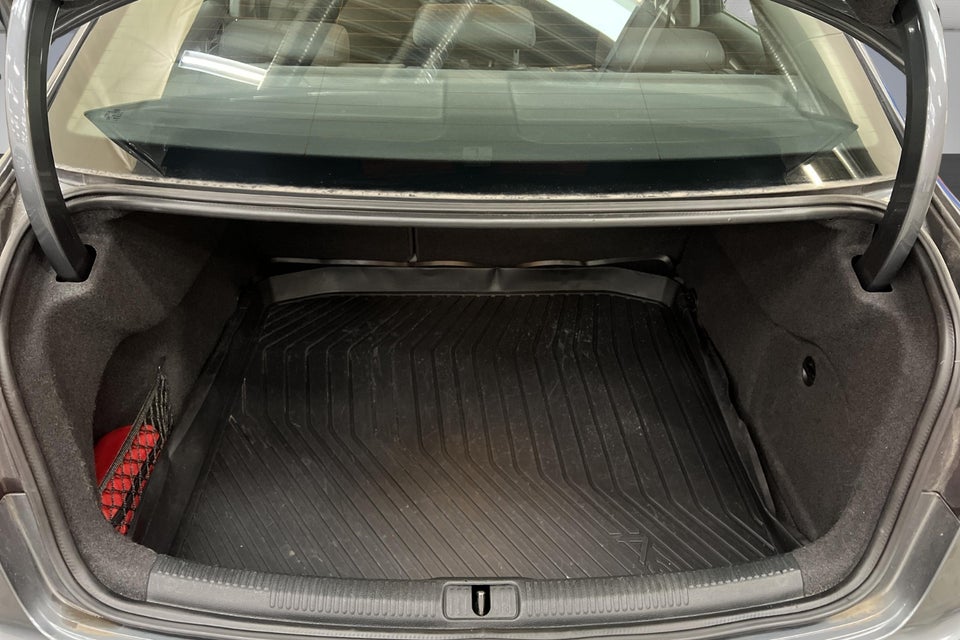 Audi A3 35 TFSi Sport Limited S-tr. 4d