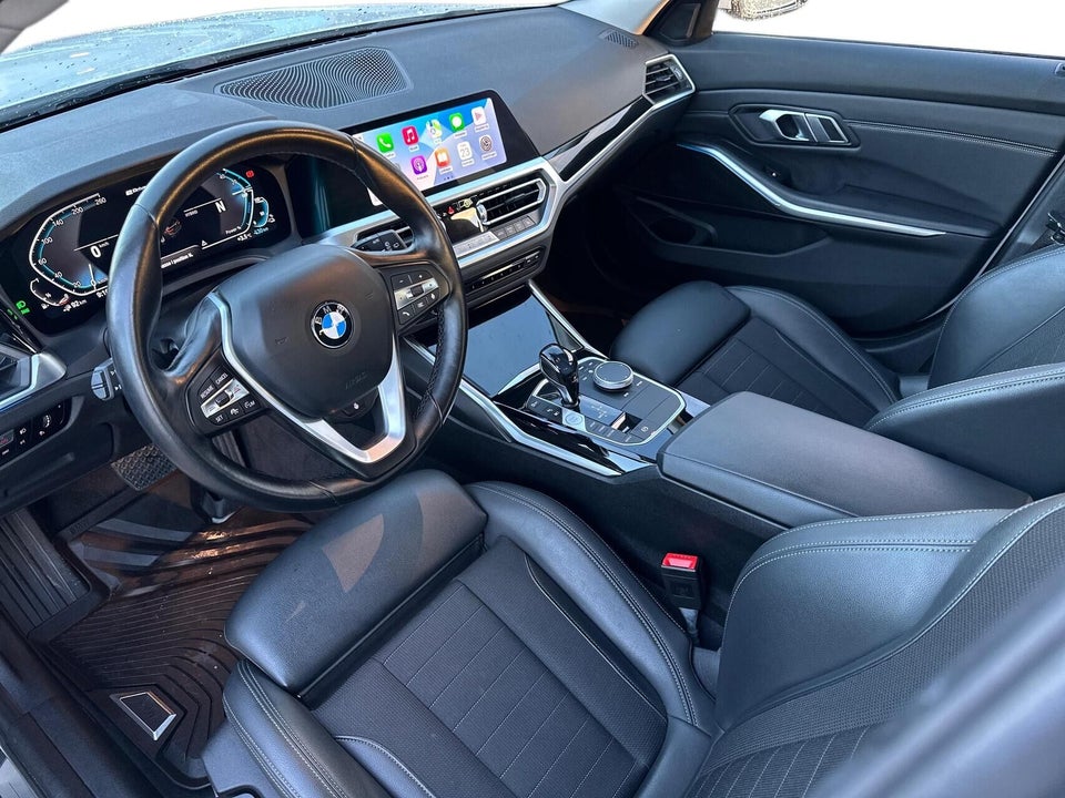 BMW 330e 2,0 Touring Sport Line aut. 5d