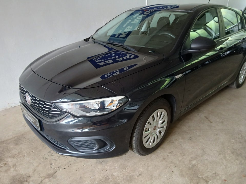 Fiat Tipo 1,4 16V Easy 5d