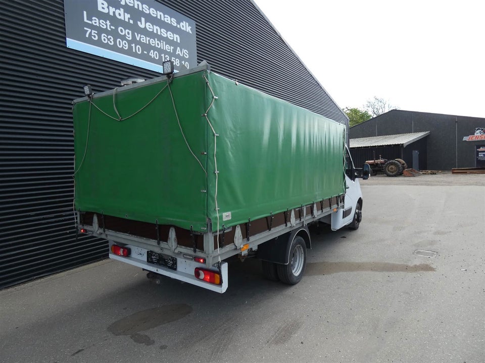 Renault Master IV T35 2,3 dCi 165 L4 Chassis RWD