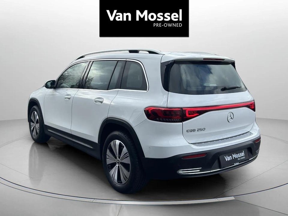 Mercedes EQB250 Progressive 5d