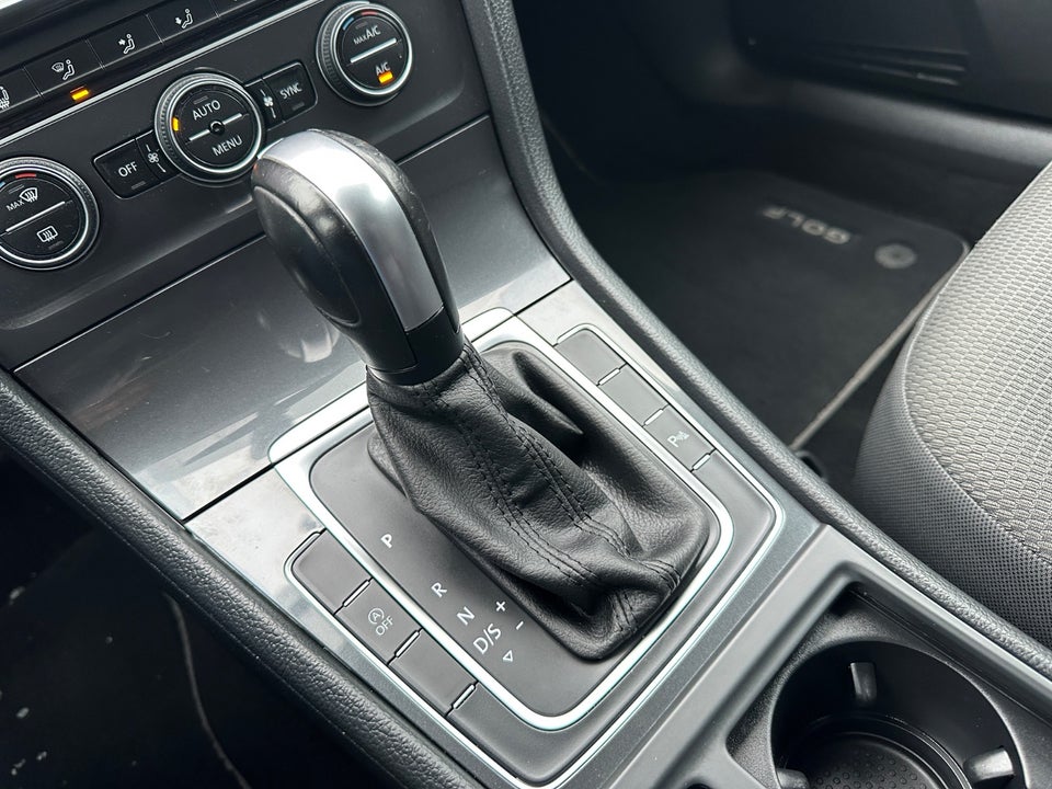 VW Golf VIII 1,5 TSi 150 Life Van 5d